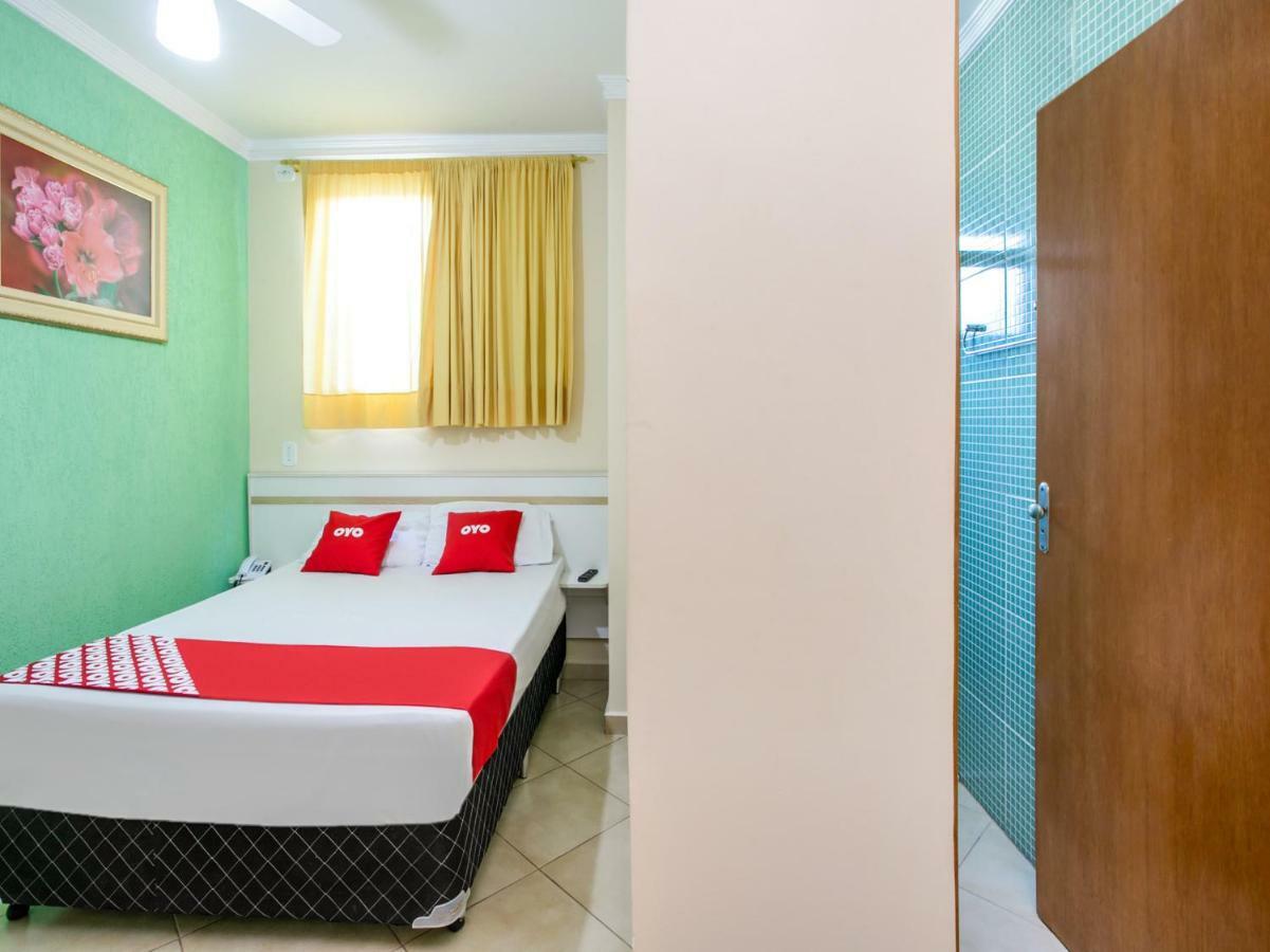 Oyo Hotel Dayse Santana de Parnaiba Ngoại thất bức ảnh